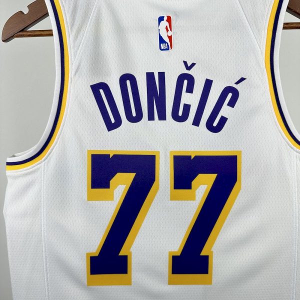 Los Angeles Lakers 2023/24 Association Edition DONCIC#77 - Image 8