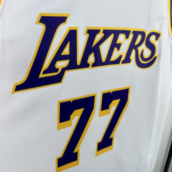 Los Angeles Lakers 2023/24 Association Edition DONCIC#77 - Image 3